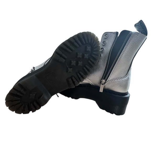 Dr. Martens Silver Combat Boots never been worn - Picture 3 of 4